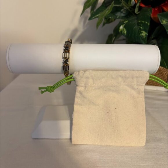 Beautiful Bronze with Stones Bracelet (size 7) with pouch - Picture 9 of 16